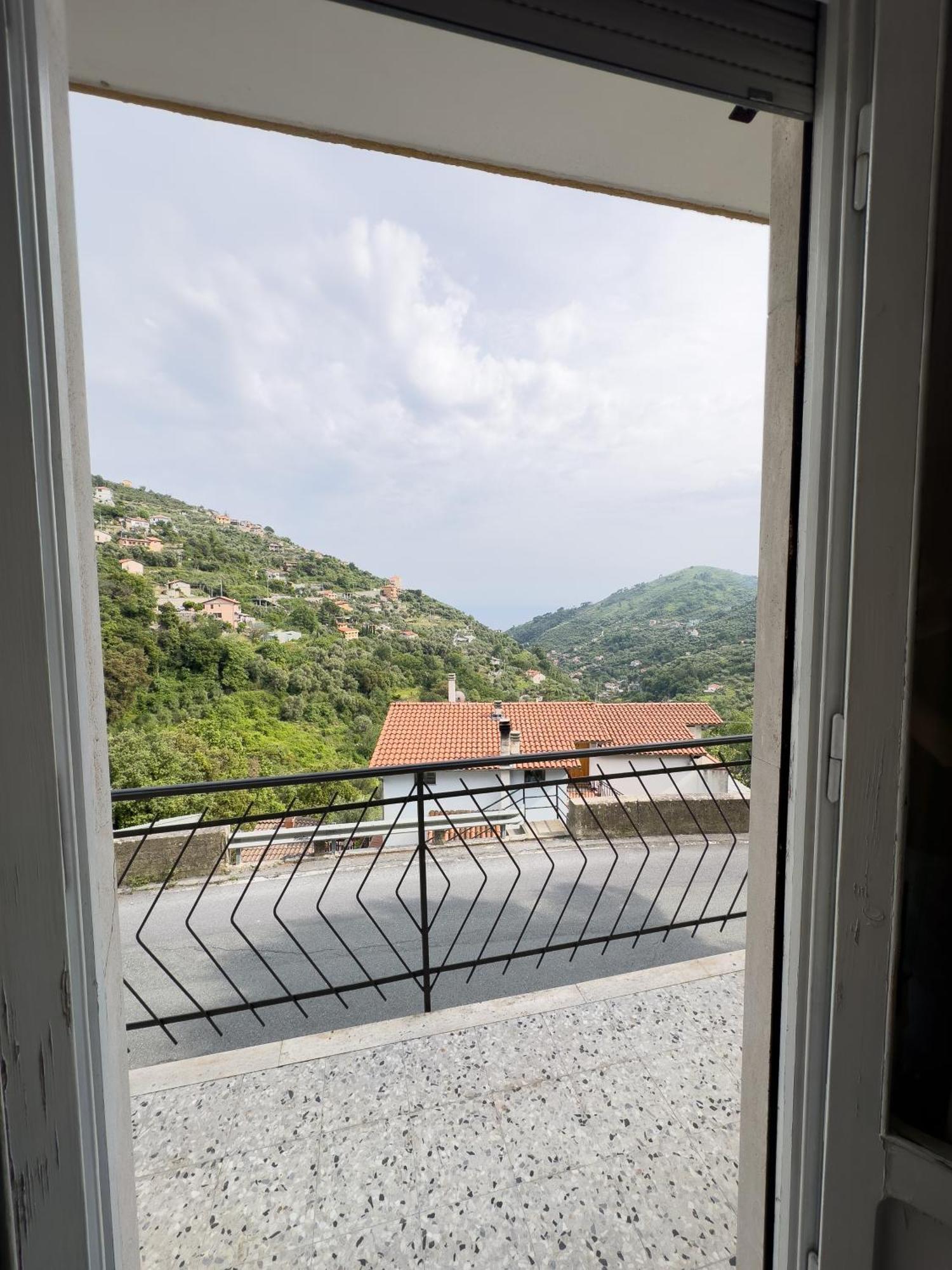 Sanremo Mare E Relax - Affittasi "Casa Illiade" Con Parcheggio Libero, Terrazza E Wi-Fi公寓 外观 照片