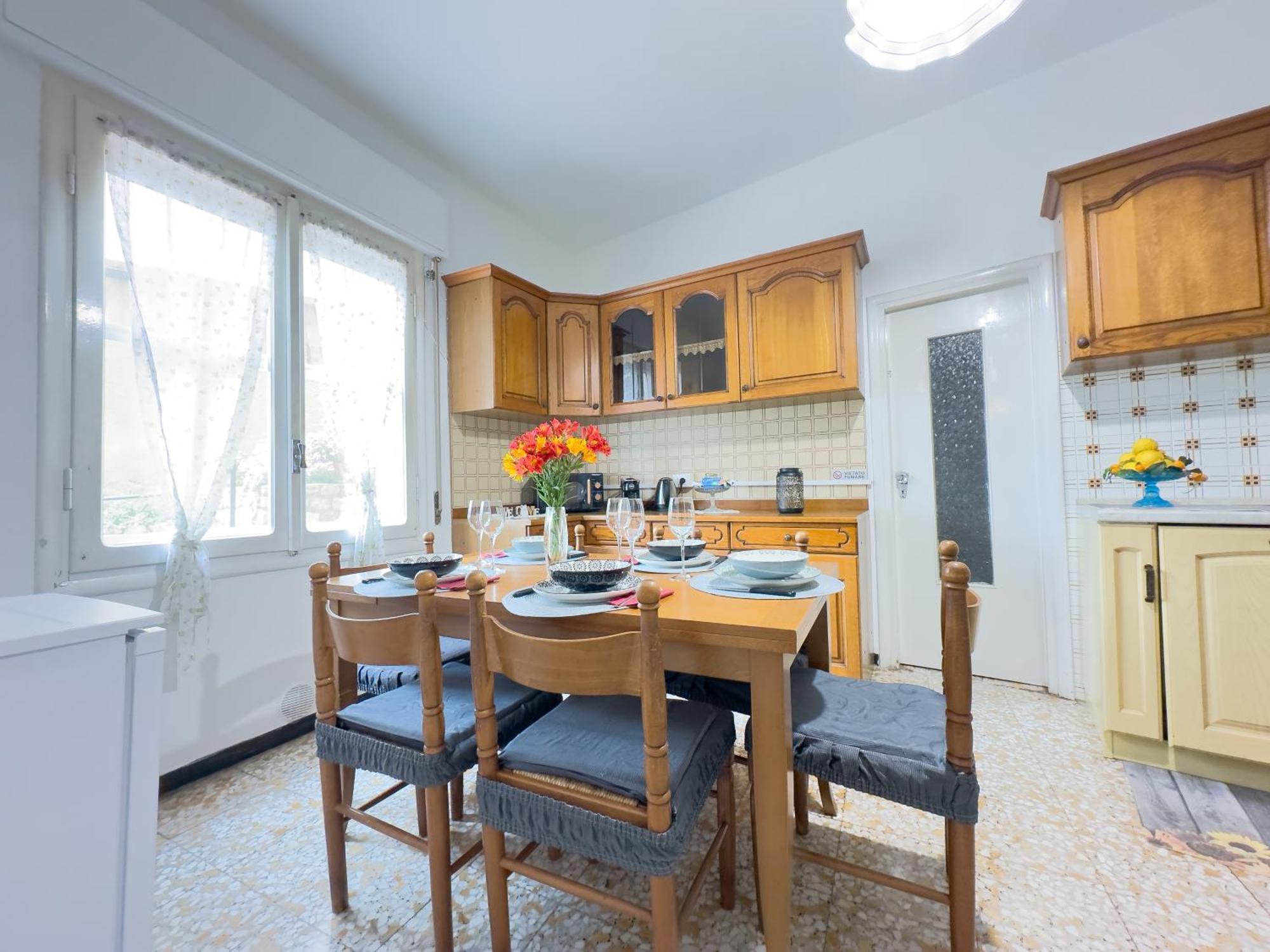 Sanremo Mare E Relax - Affittasi "Casa Illiade" Con Parcheggio Libero, Terrazza E Wi-Fi公寓 外观 照片
