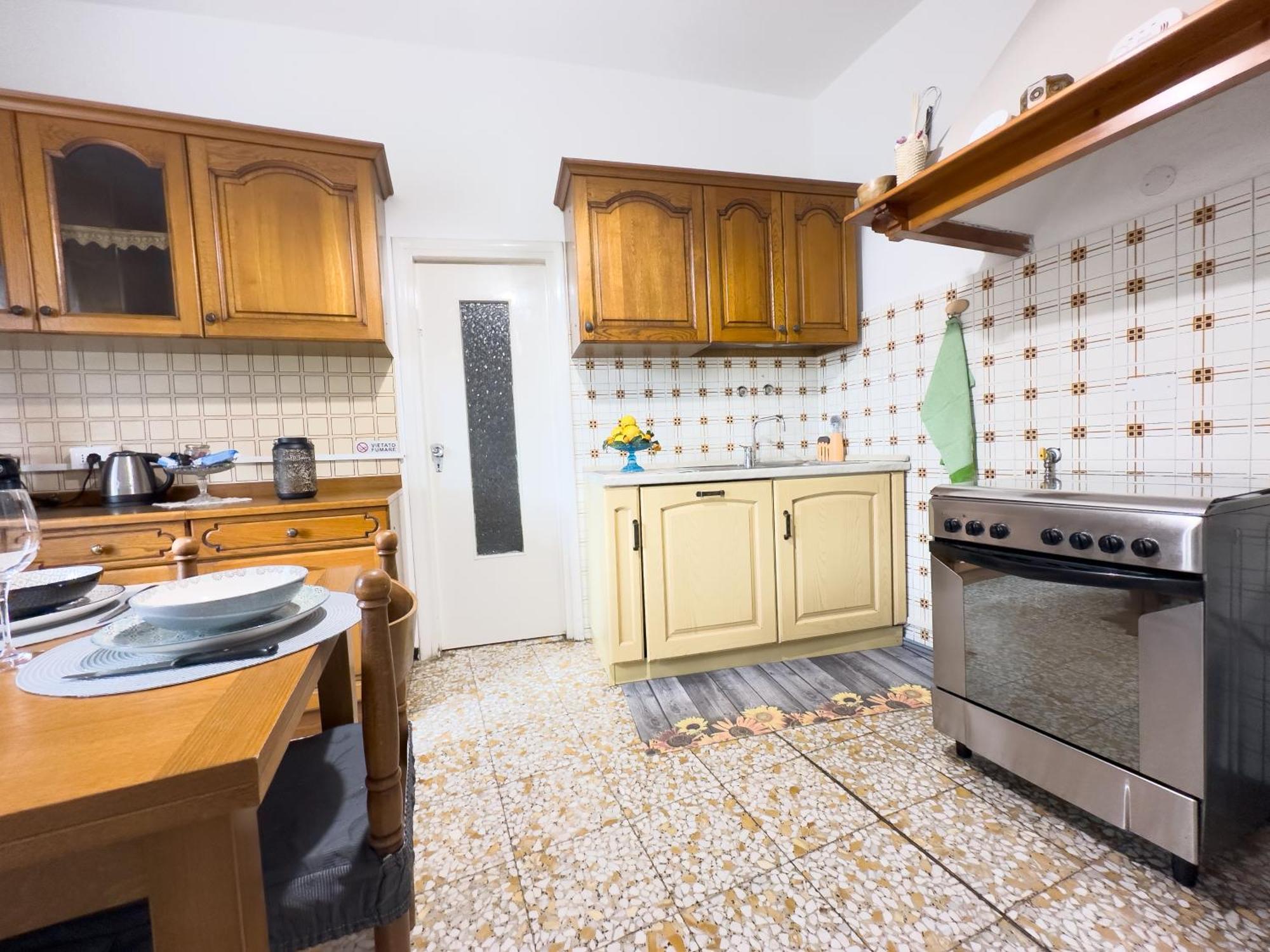 Sanremo Mare E Relax - Affittasi "Casa Illiade" Con Parcheggio Libero, Terrazza E Wi-Fi公寓 外观 照片